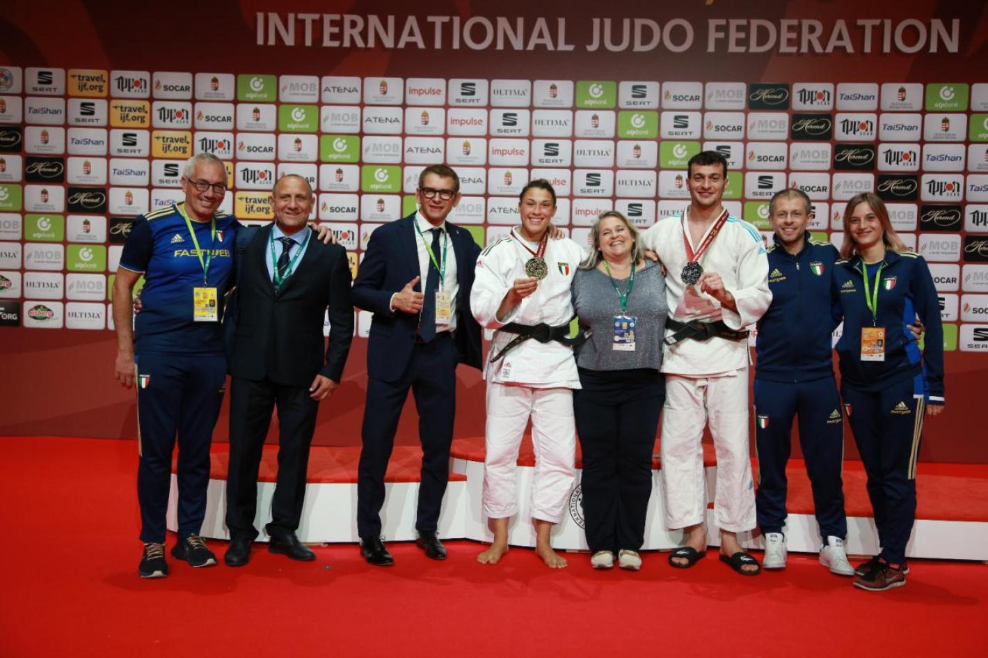 images/campania/campania2022/judo/luglio/budapest/medium/parla2.jpg