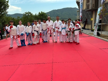 03875f72-f8c6-42c0-b0cd-24943590c181