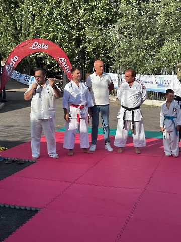 31eab876-d5cb-4c86-a7a9-652cdeba1d71