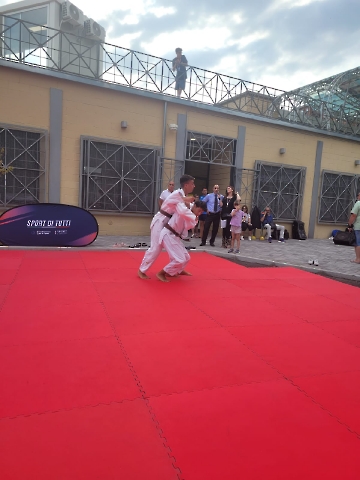 4adb33f7-50f3-4b93-b120-205c7807be9e