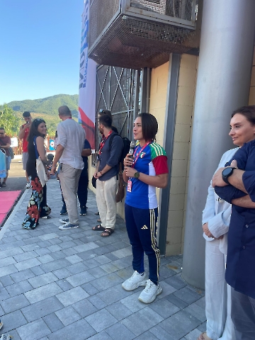 4f859d7e-3a49-4901-83d9-0be0ff242646