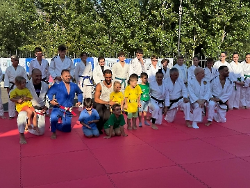 561e992a-b924-4d7e-b878-bf42e6c0448b