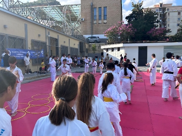 595c4040-f2ea-4e5e-b133-b2da77a0803f