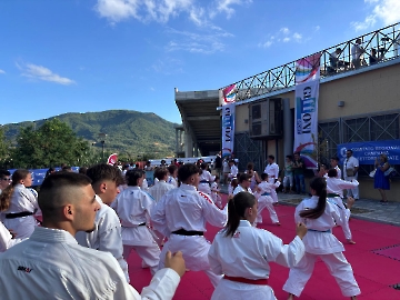 5fe3160d-44b0-45c7-a183-732fbcba948c