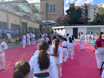 b8ac8d2e-d147-4a3e-bbc1-25906cc4b72f