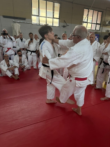 WhatsApp Image 2025-05-10 at 19.23.00