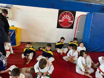 WhatsApp Image 2025-11-24 at 09.47.36 (1)