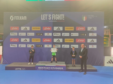 WhatsApp Image 2025-10-13 at 17.45.38 (4)