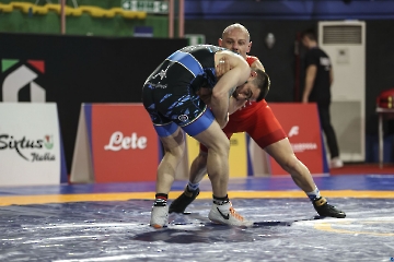 LOTTA OLIMPICA CAMPIONATI ITALIANI UNDER 15 e CAMPIONATI ITALIANI VETERANI