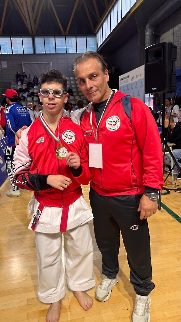 WhatsApp Image 2025-11-17 at 08.33.11 (2)