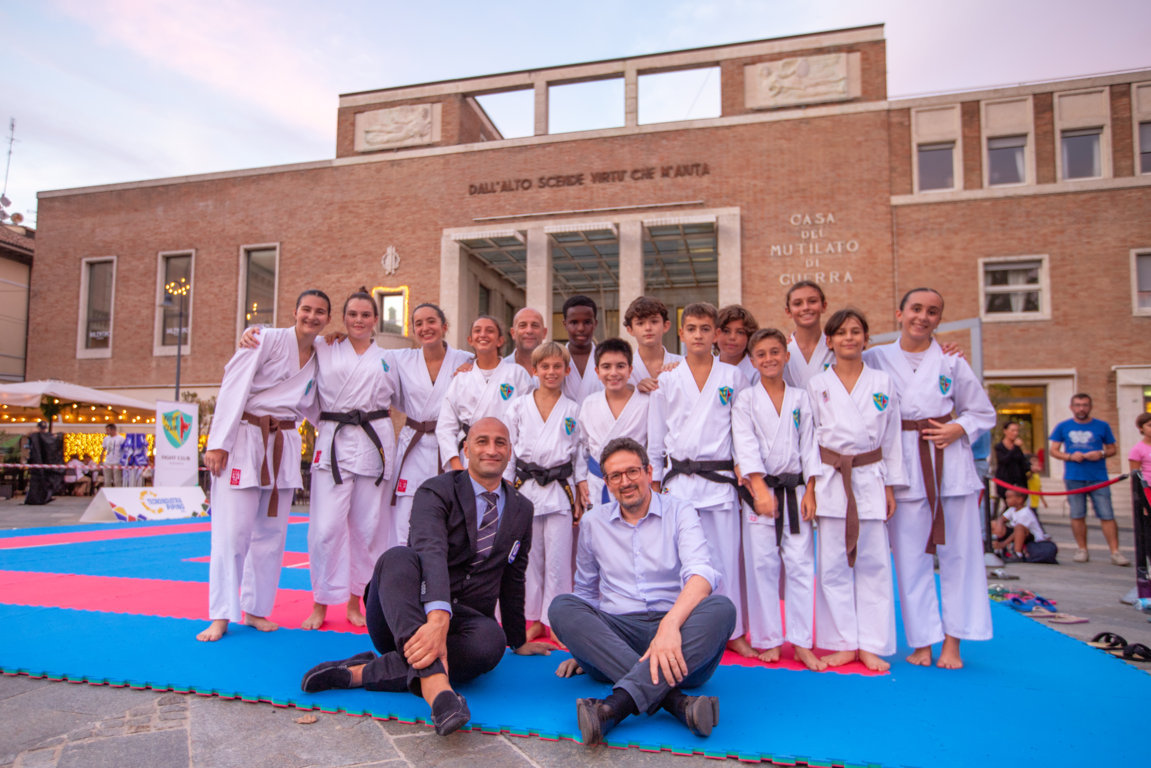 Fight Village 13karate con il sindaco