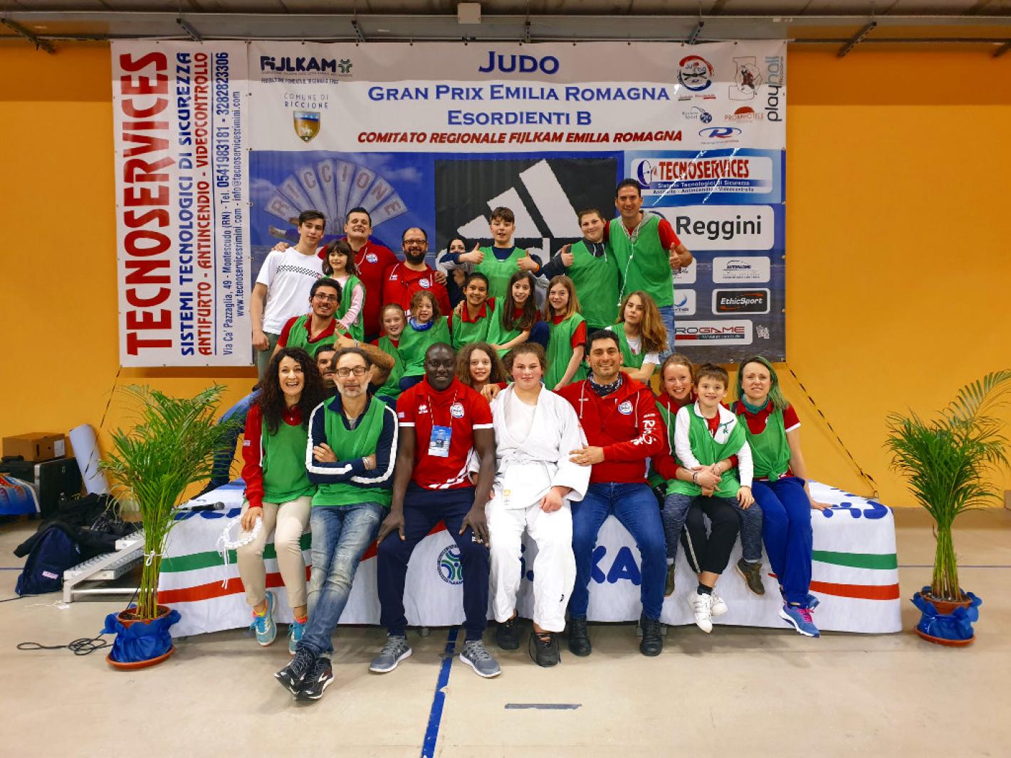 images/emilia_romagna/articoli/2020/judo/medium/staff_Gran_Prix_ER.jpg