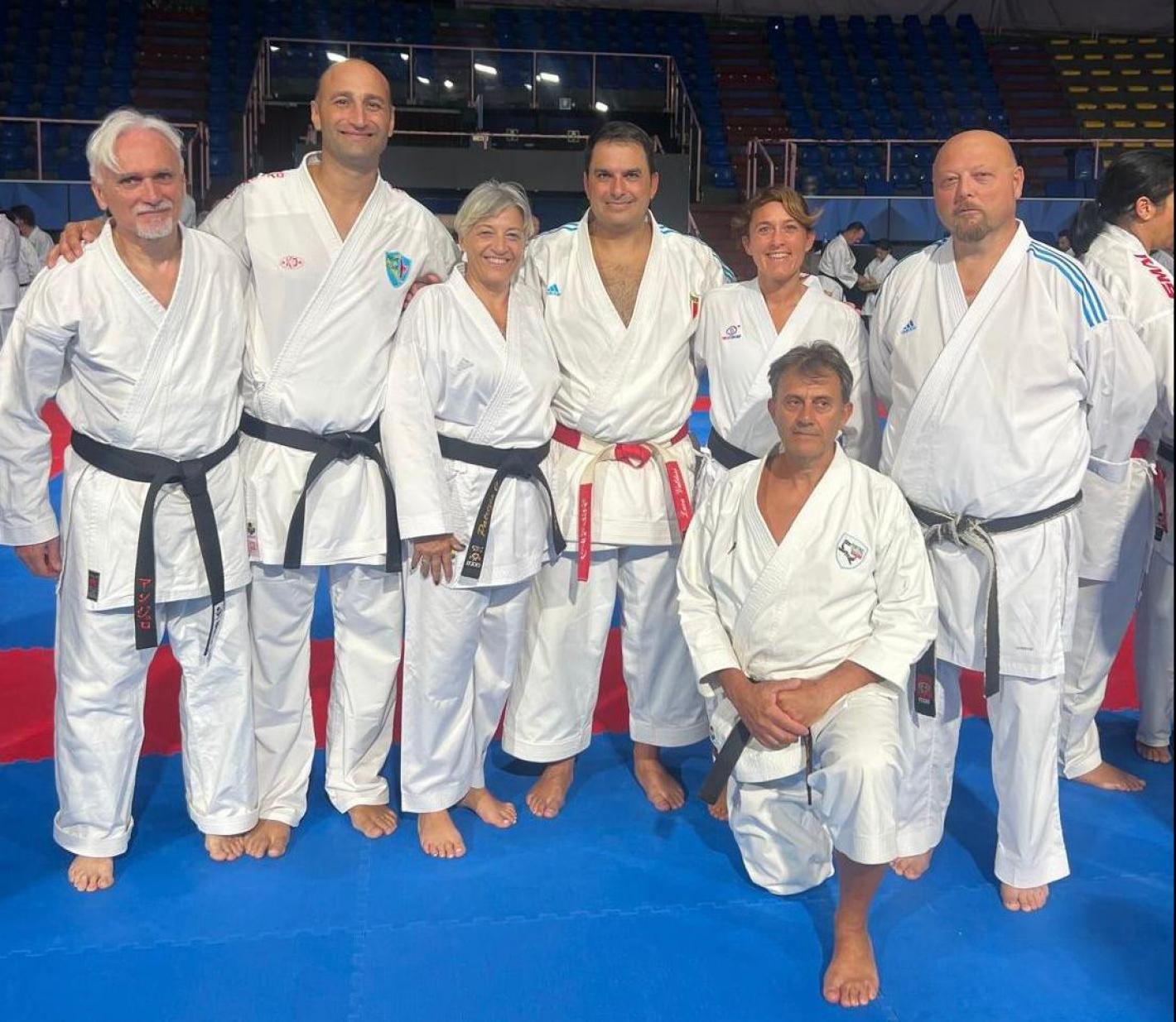 images/emilia_romagna/articoli/2025/medium/Aspiranti_Maestri_karate.jpg