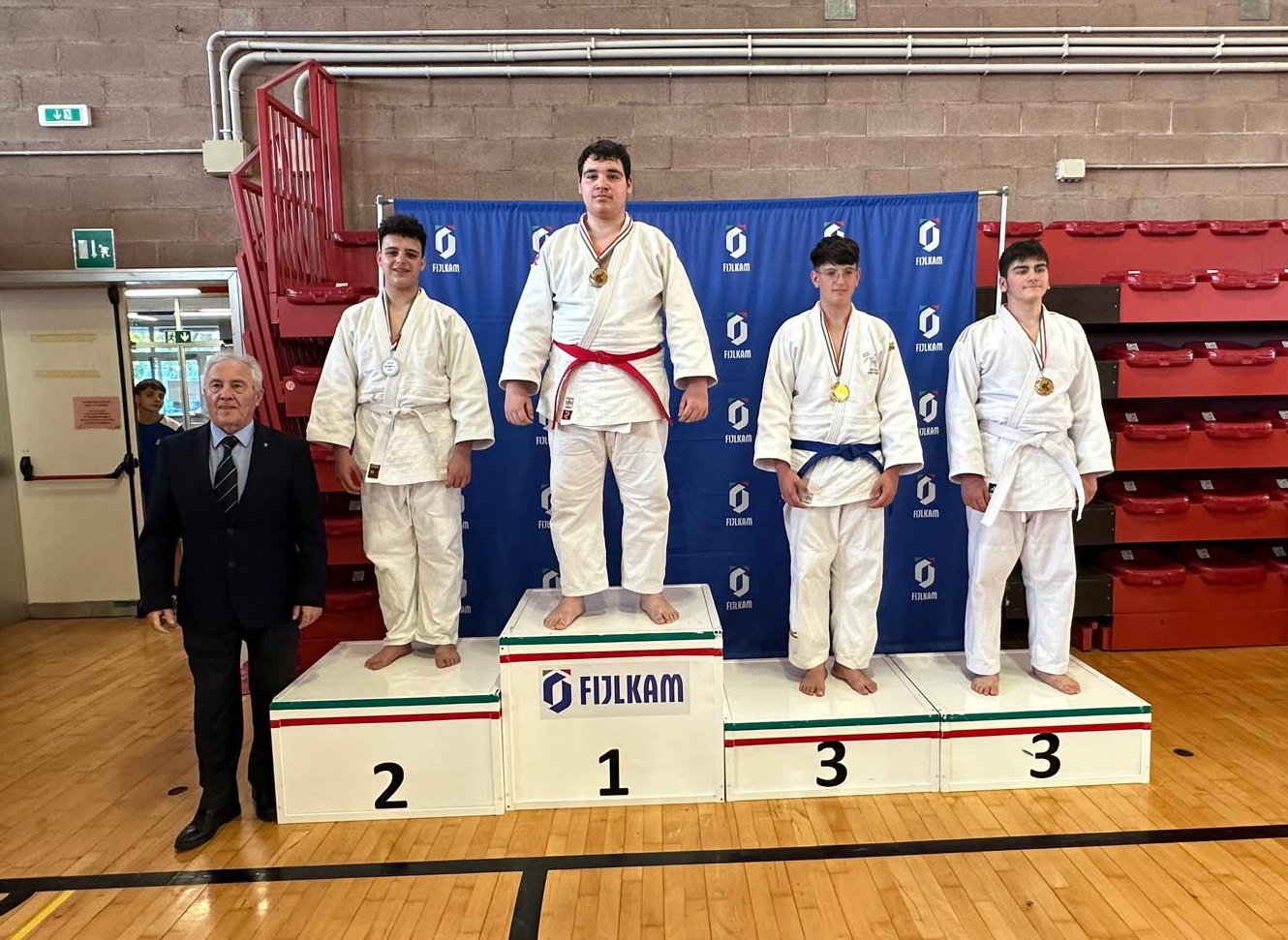 0510 podio russo trofeo italia