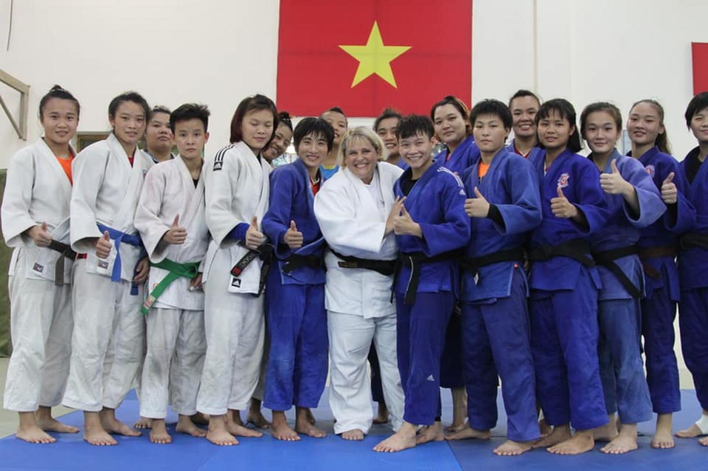 images/medium/elisabetta_fratini_vietnam.jpg