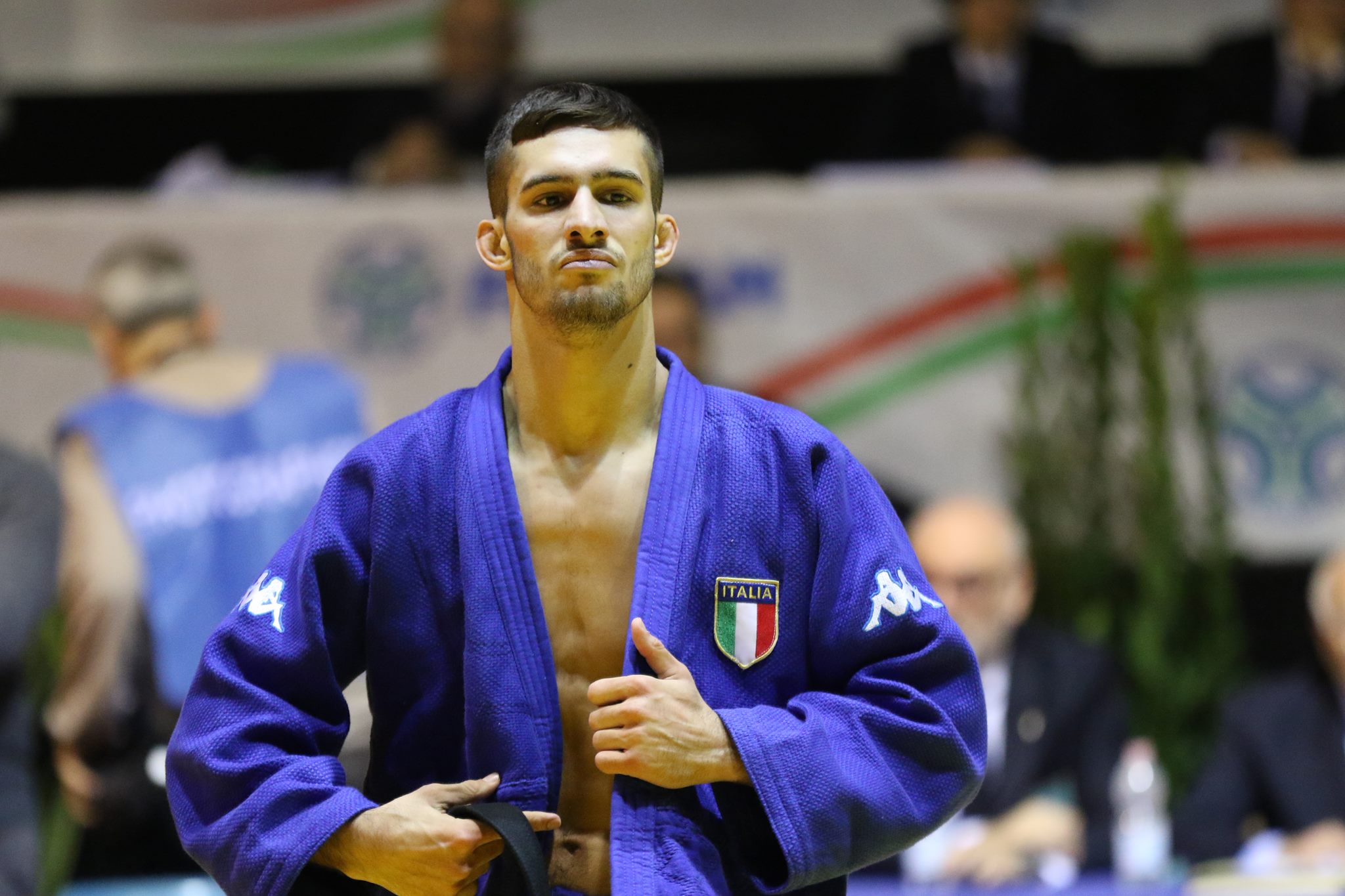 Assoluti maschili, Murakami applaude i nuovi campioni