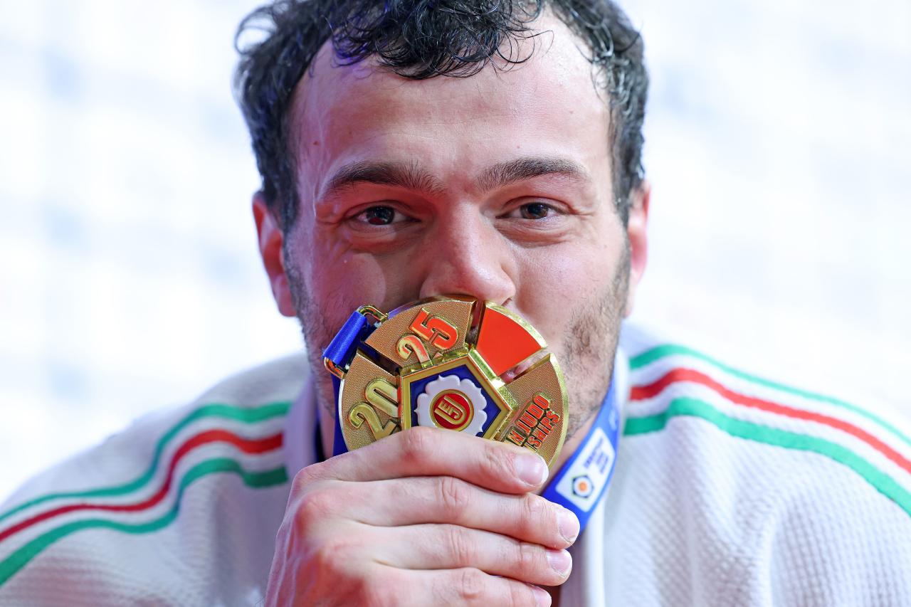 images/2025/News_Judo/large/parlati_medaglia.jpg