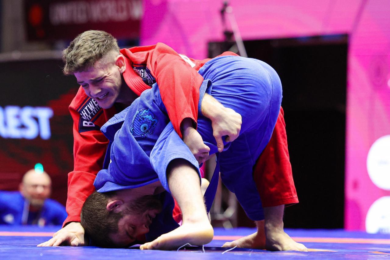 images/Arti_Marziali/large/Alessio_Sacchetti_GRAPPLING_GI.jpg