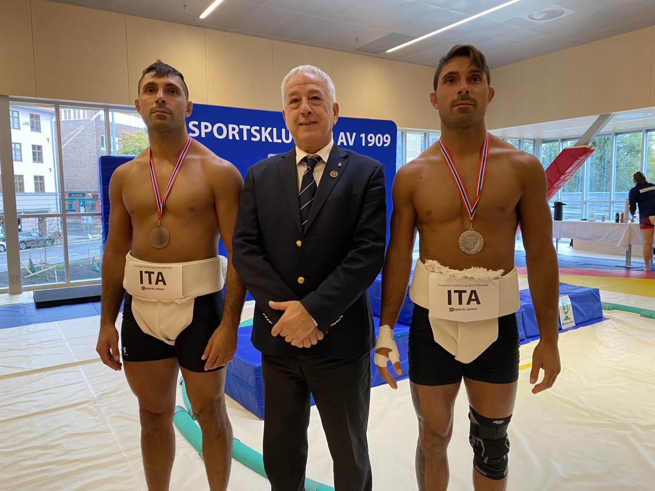 images/Arti_Marziali/large/European_Sumo_Cup_2025_Foti-s_e_Palumbo.jpg