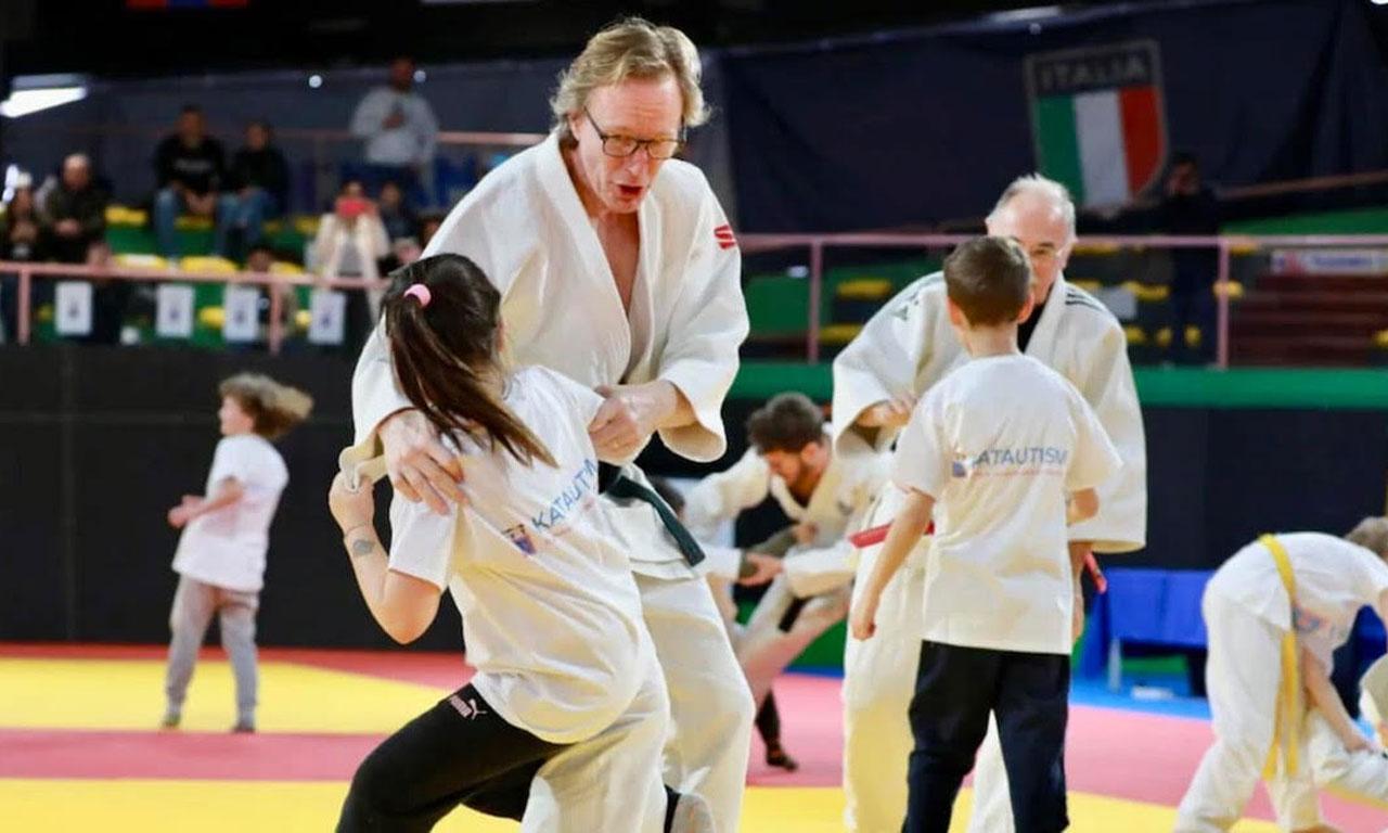 images/JUDO/large/JOY_0.jpg
