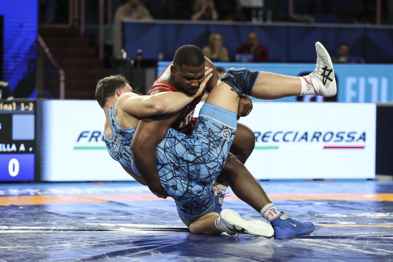 images/LOTTA/large/Campionato_Italiano_Assoluto_lotta_125kg_conyedo-scramella_8_1.jpg