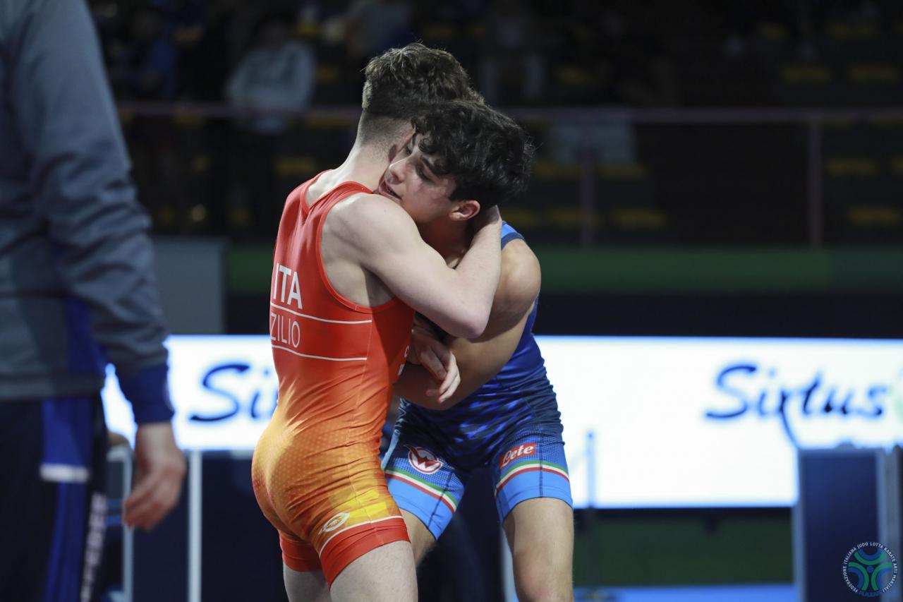 images/LOTTA/large/campionato_italiano_lotta_gr_63kg_zilio_vs_berlch_1_1_20230212_1494750424.jpg