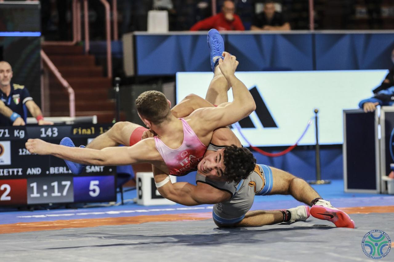 images/LOTTA/large/campionato_italiano_lotta_u17_gr_71kg_proietti_vs_berlich_8_1_20240225_1970028128.jpg