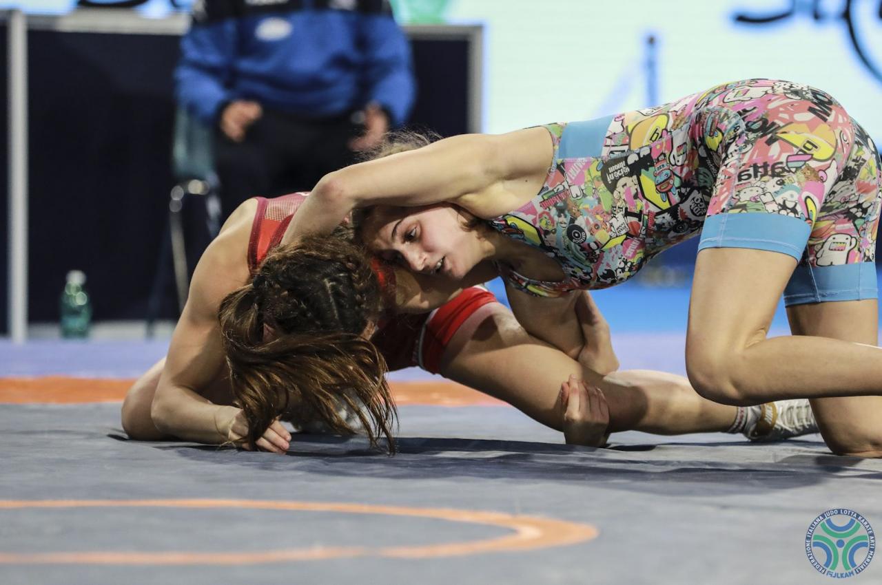 images/LOTTA/large/campionato_italiano_lotta_u17_ww49kg_simonelli_vs_crapio_casarola_5_1_20240225_1246956534.jpg