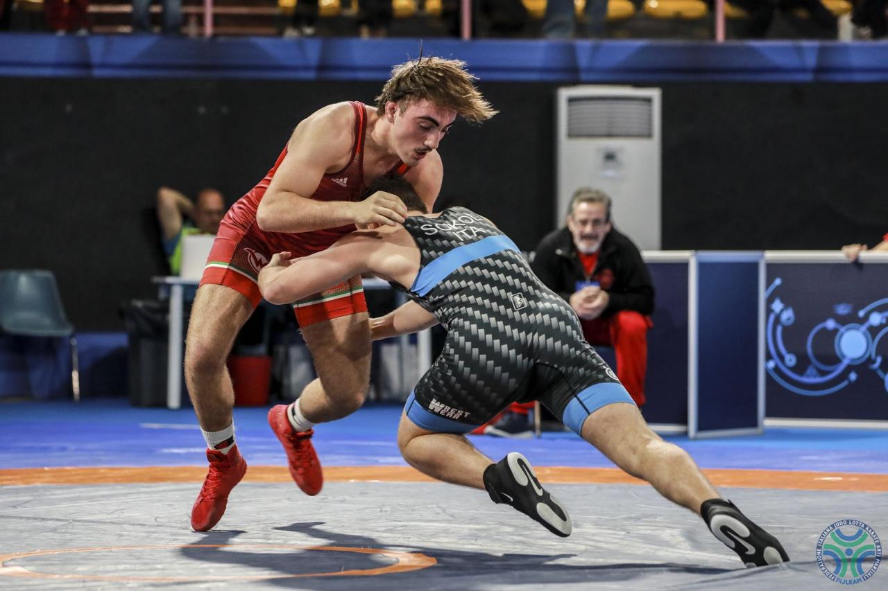 images/LOTTA/large/campionato_italiano_lotta_u20_fs_79kg_giusti_vs_sokol_1_1_20240324_1134956340.jpg