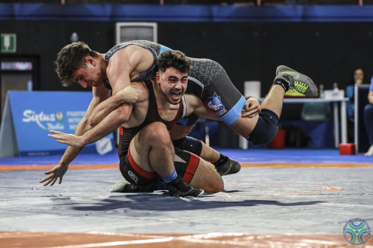 images/LOTTA/large/campionato_italiano_lotta_u20_fs_aleo_vs_de_nichilo_2_1_20240324_1575476860.jpg