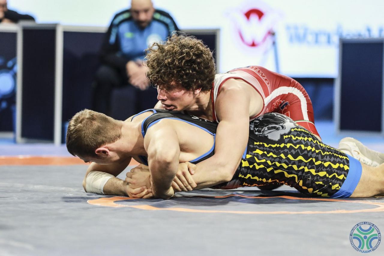 images/LOTTA/large/campionato_italiano_lotta_u20_gr_87kg_bellon_vs_comini_3_1_1_20240324_1390451077.jpg