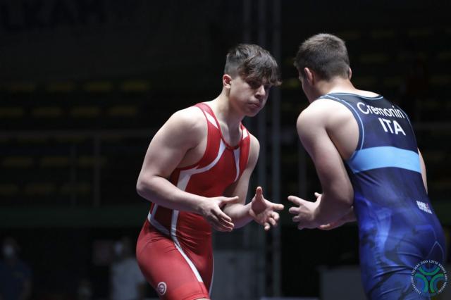 Riccardo Crimi in azione ai Campionati Italiani Cadetti. Oggi ha sfiorato la finale per il bronzo agli Europei