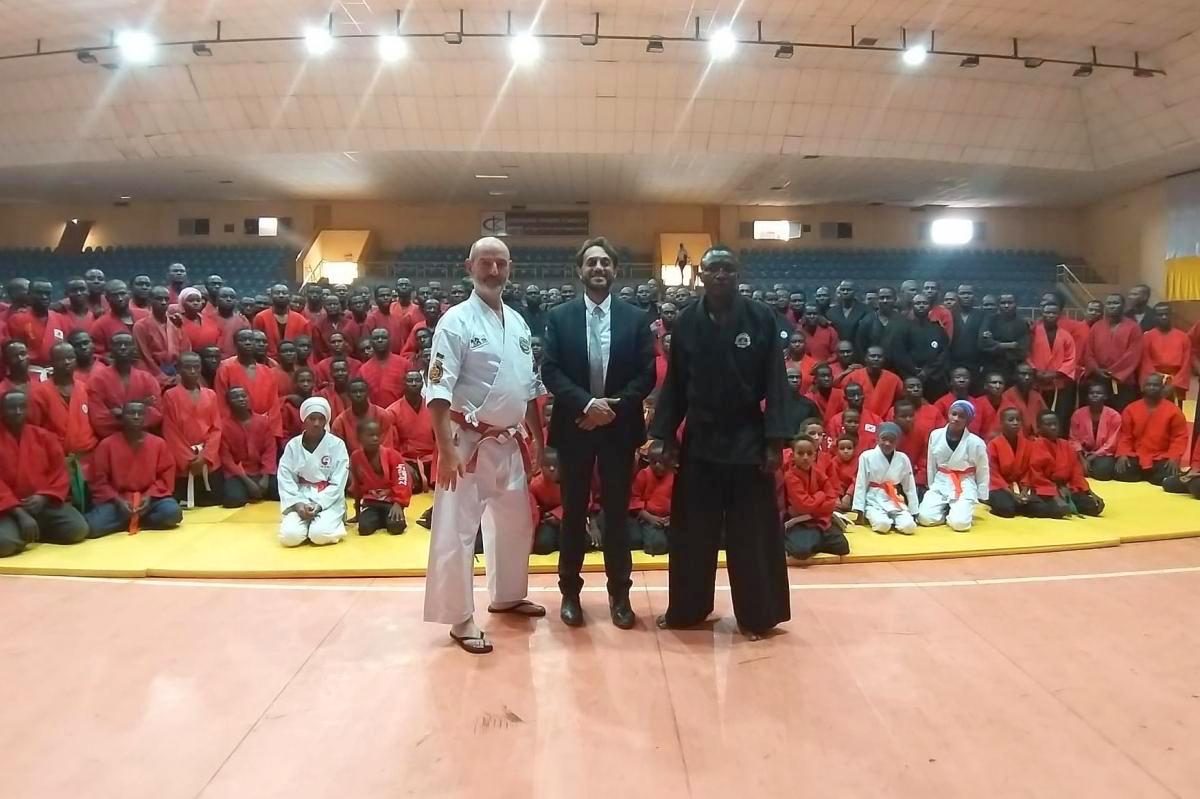 images/NewsFederazione/large/Bagnulo_Ju_Jitsu_Africa_2.jpg