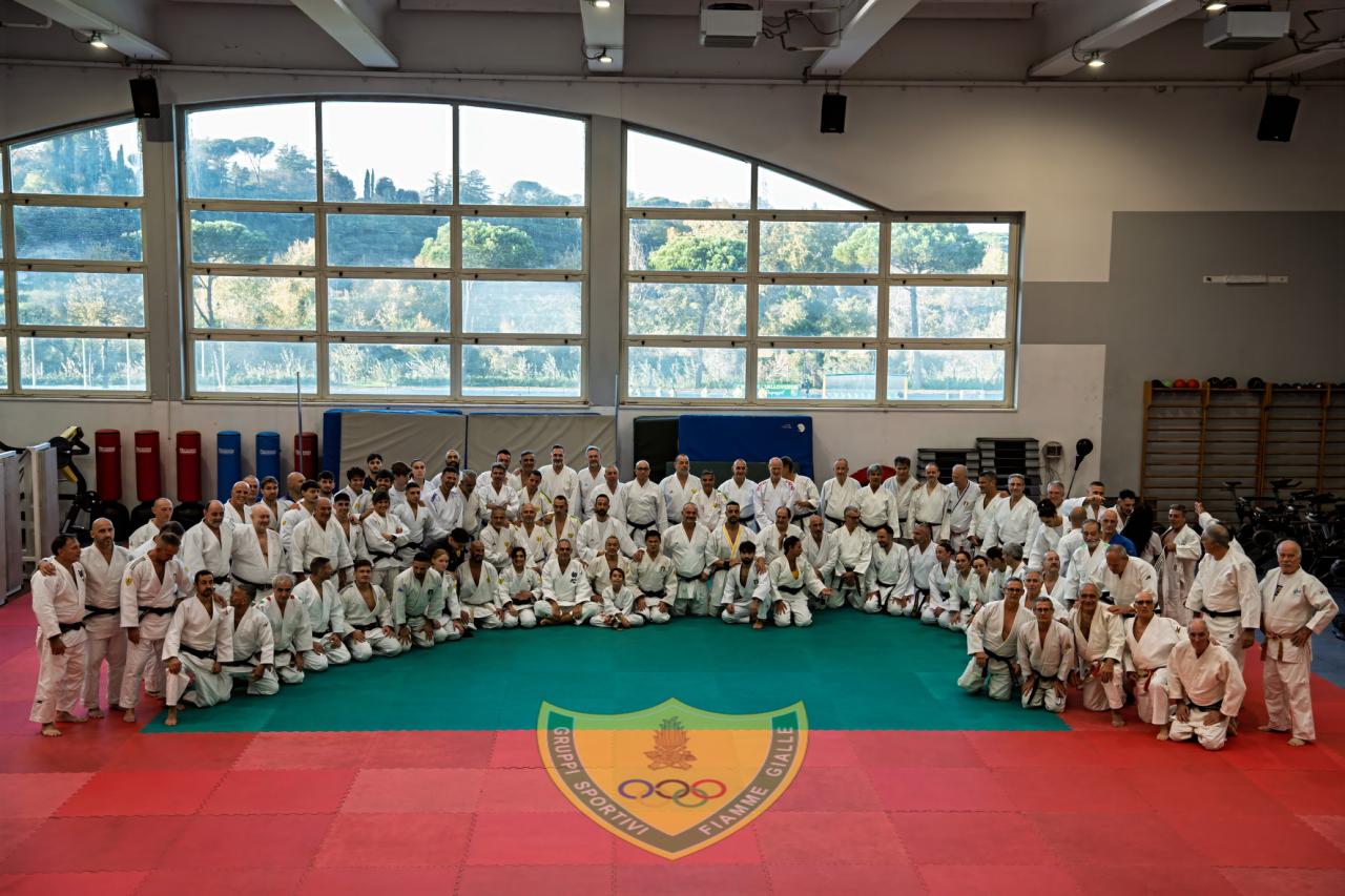 images/NewsFederazione/large/judo_e_karate_sul_tatami_Fiamme_Gialle.jpg