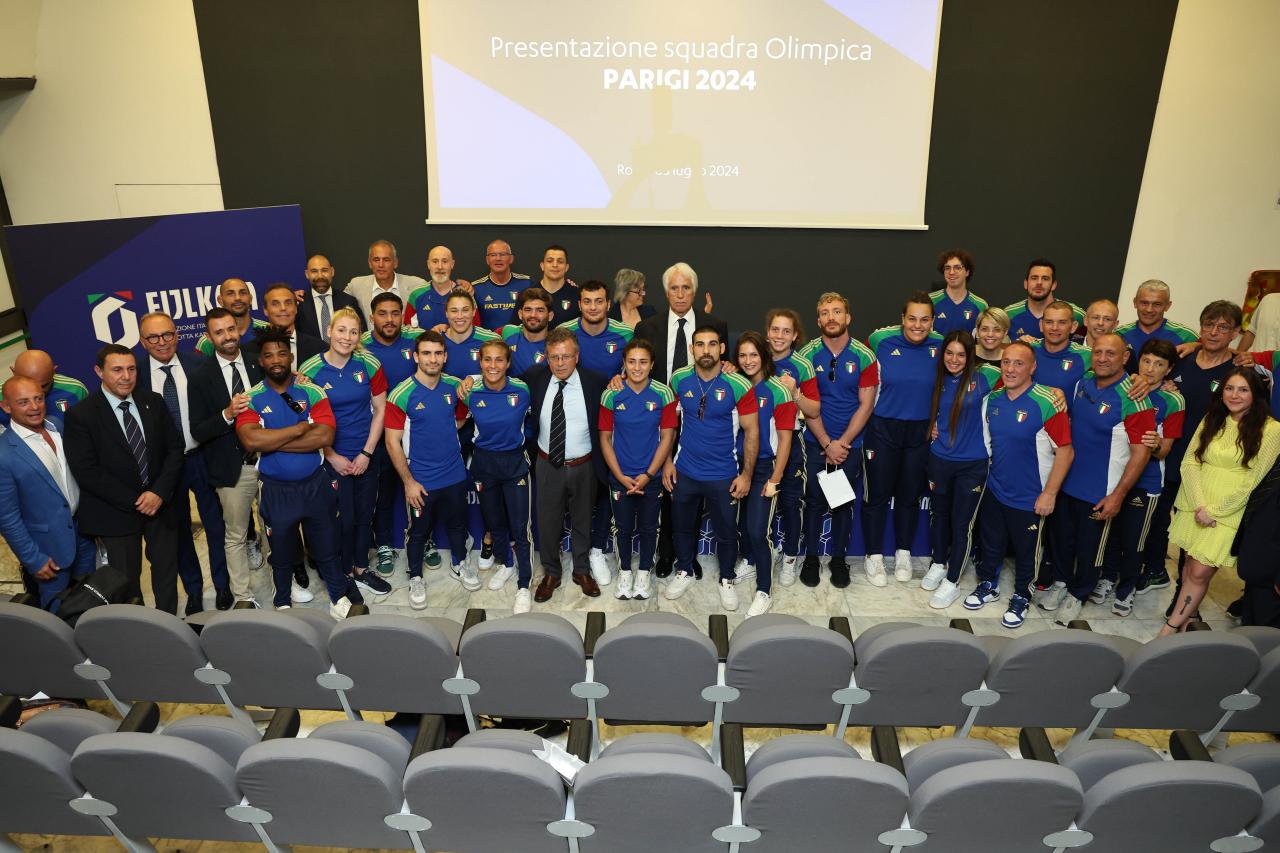 images/NewsFijlkamFederazione/large/foto_CS_Parigi.jpeg