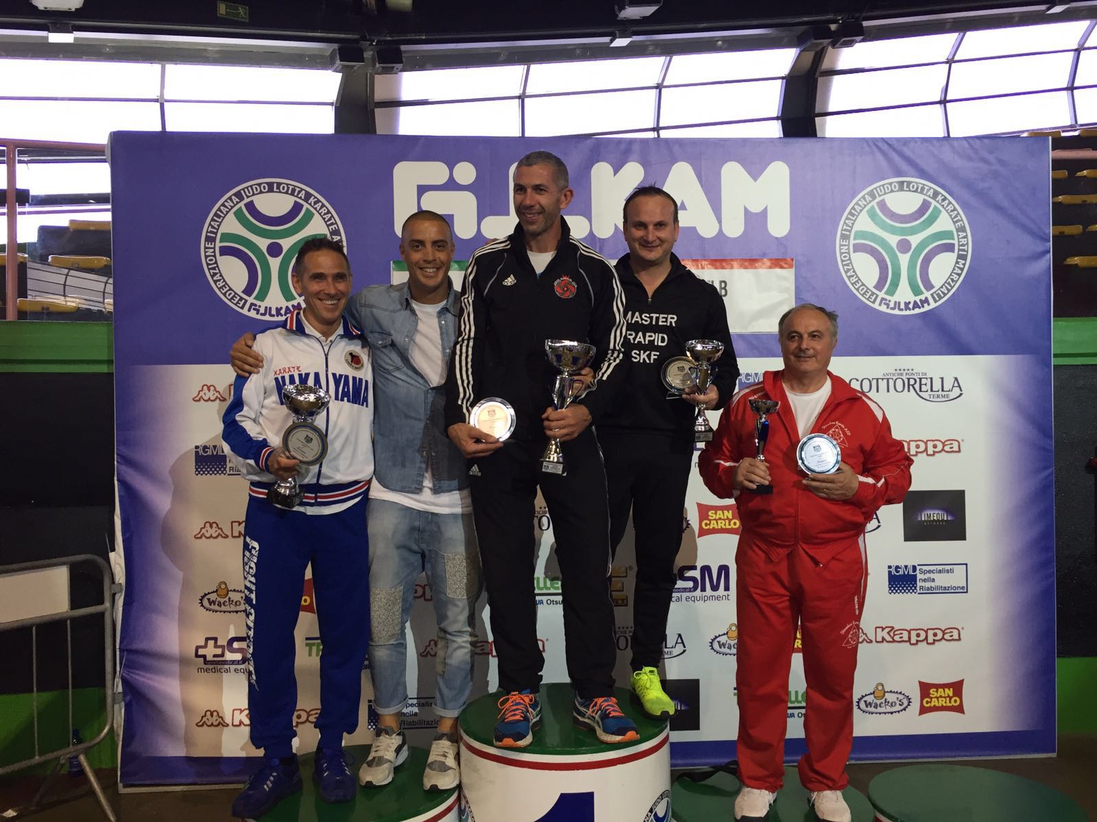 Le nuove Campionesse Italiane Esordienti “B” 2016 di kumite.