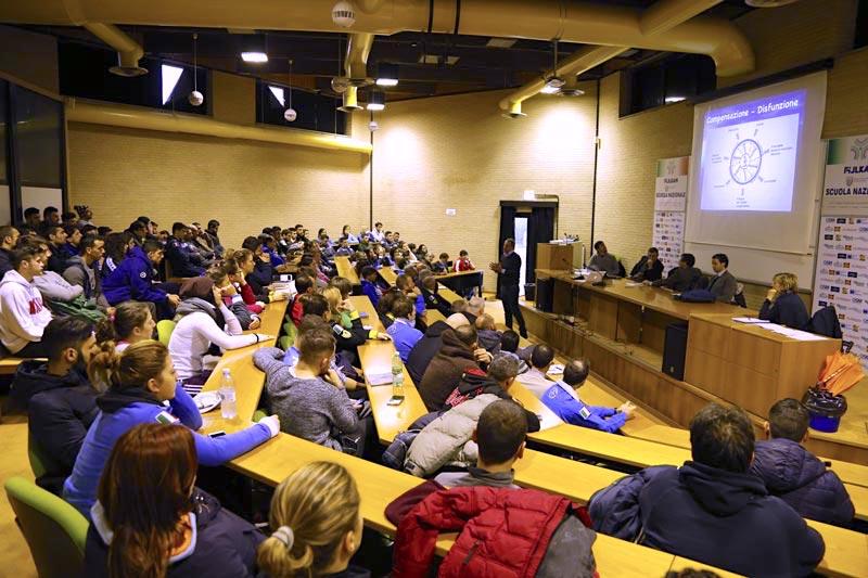 images/corsi/large/Aula_Magna.jpg