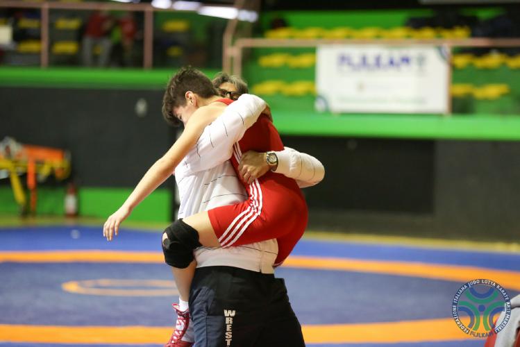 Lotta - Campionati Italiani Lotta Stile Libero Juniores/Esordienti 