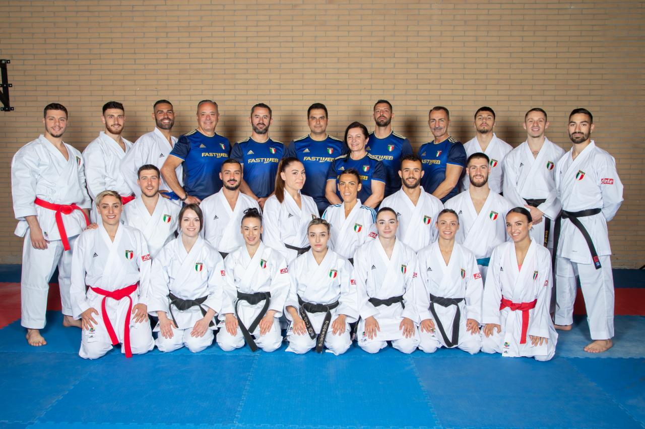 images/karate/large/Europei_partenza_karate.jpeg