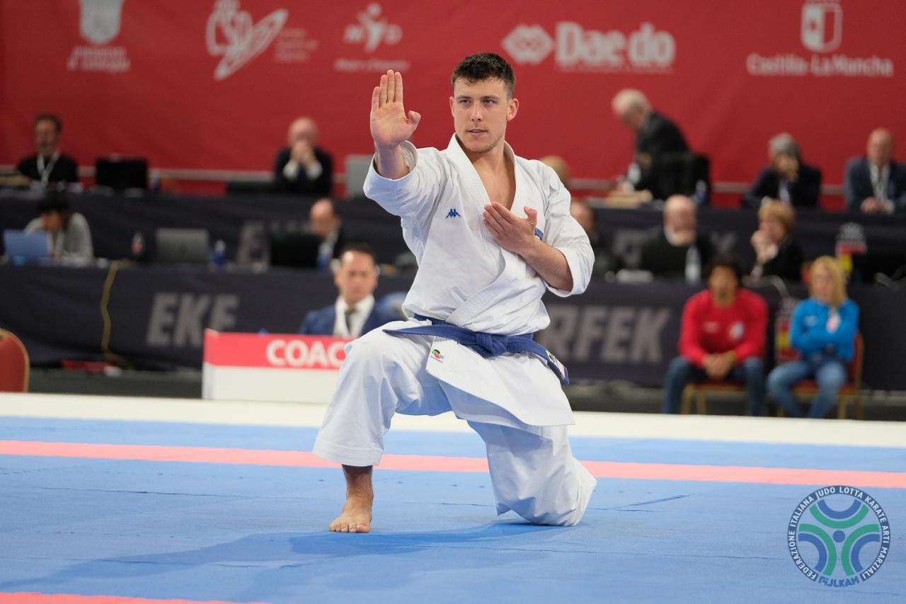 images/karate/large/KARATE_-_mattia_busato_2_20190402_1398928817.jpg