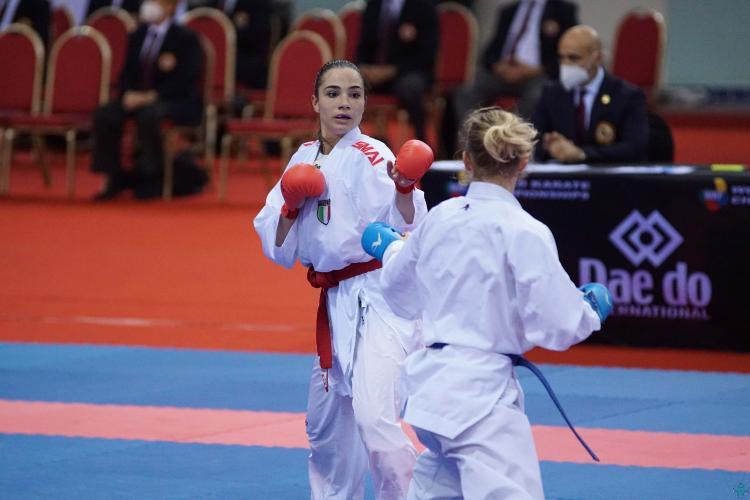 images/karate/large/MANGIACAPRA_mondialikarate9_20211122_1928440195.jpg