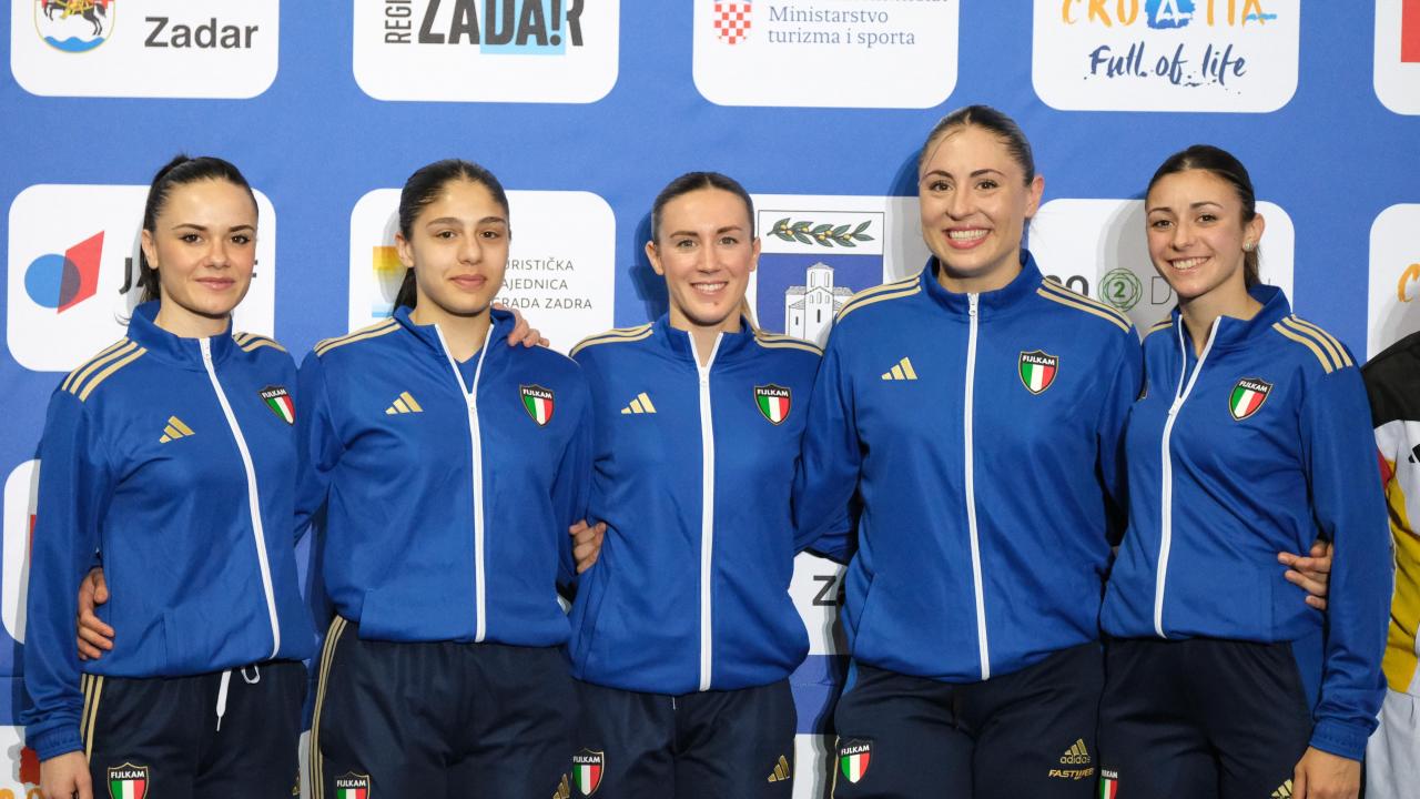 images/karate/large/Squadra_F_Kumite_argento_EURO_2024.jpeg