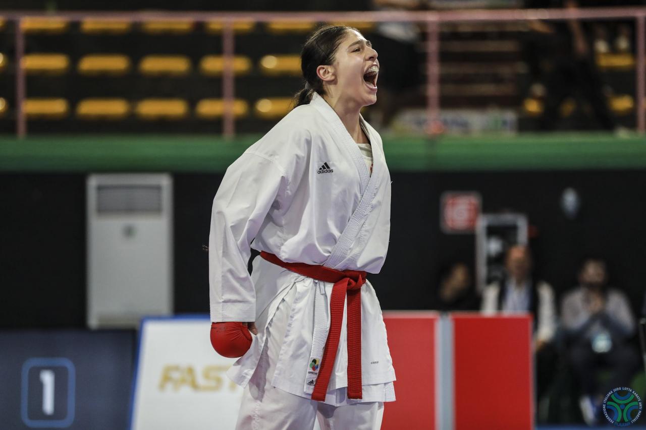 images/karate/large/campionato_ita_assoluti_karate_68kg_f_desiderio_vs_bodei_9_1_20230603_1669653849.jpg