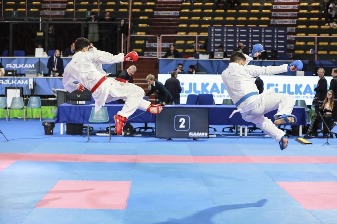 images/karate/large/campionato_italiano_karate_ku_juniores_86kg_m_supino_vs_palma_8_1.jpg