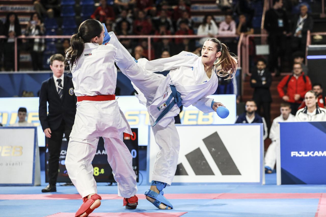 images/karate/large/campionato_italiano_karate_yuniores_ku_59kg_f_cocca_vs_ecchili_2_1.jpg