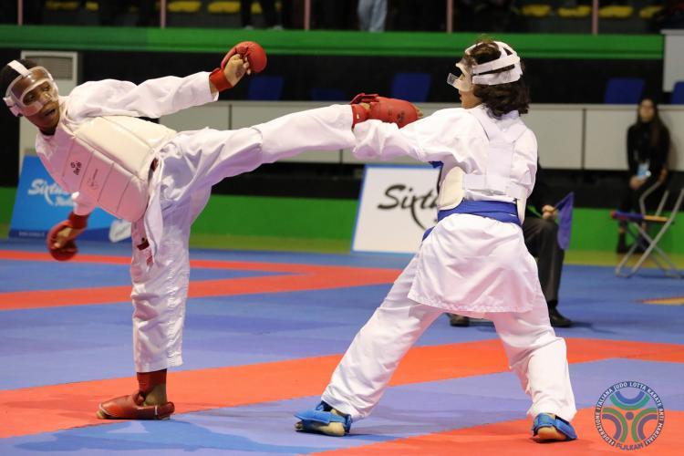 images/karate/large/esordienti_45kg_randriamajato_danzel_reagan_vs_califano_emanuele_1_1_20191118_1339895812.jpg