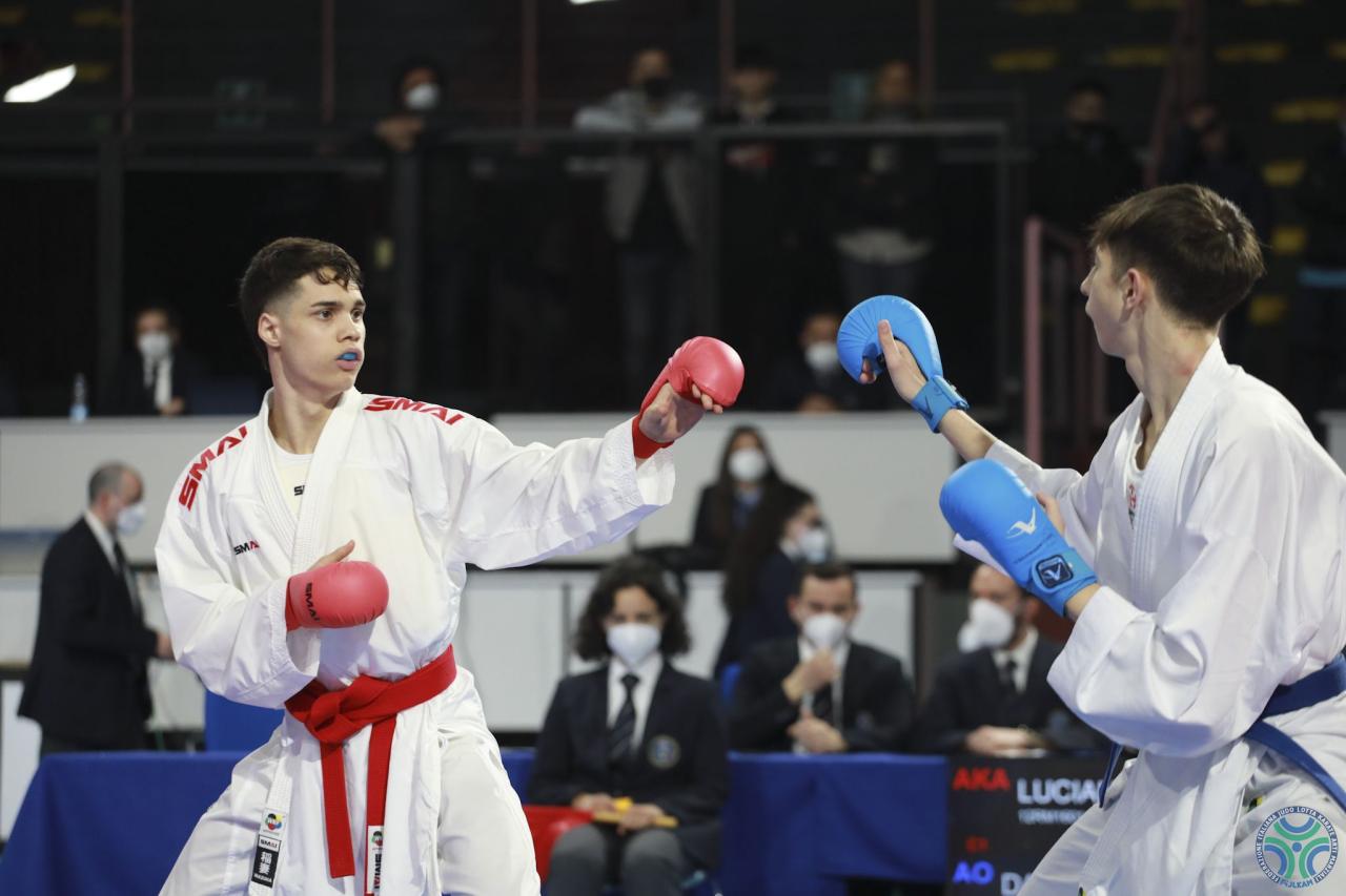 images/karate/large/karate_u21_kumite_m_60kg_luciano_vs_danna__5_1_20220327_1211701827.jpg