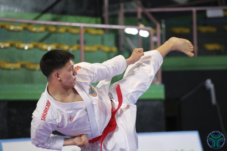 images/karate/large/u21_ka_m_gold_ghinami_vs_barreca__6_1_20210515_1363489142.jpg