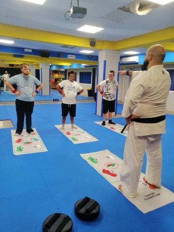 images/karate/large/verdone_corsi_karate_adattato.jpeg