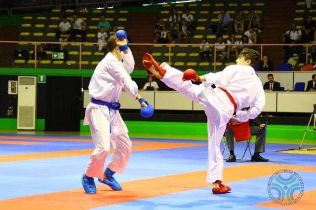 un momento dei campionati cadetti di kumite del 2019